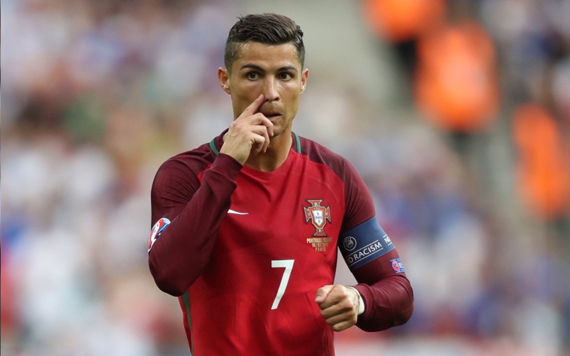 爱游戏下载-冰与火的较量，当弗拉霍维奇惊艳了雷克雅未克的寒夜