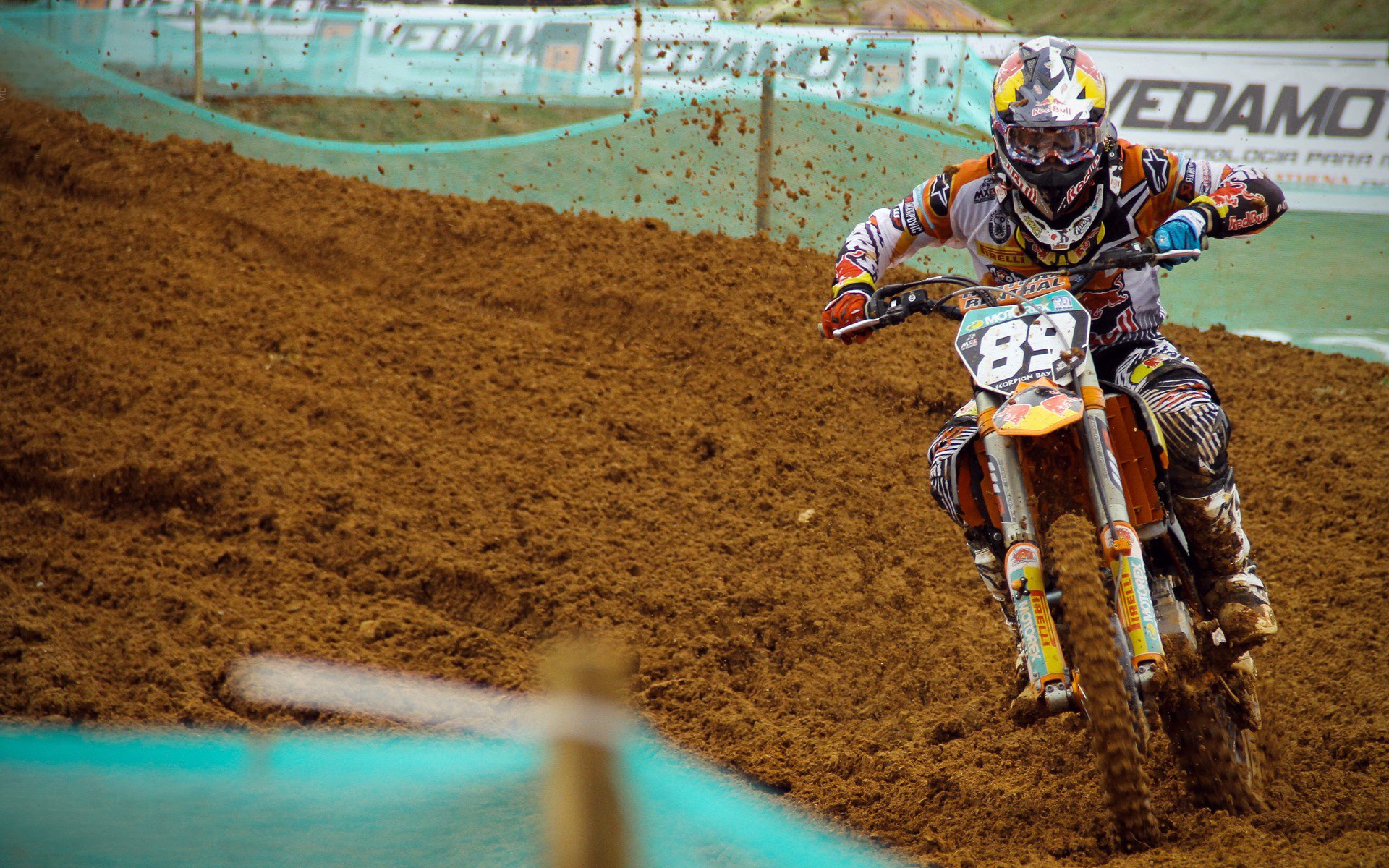 爱游戏tv-乔治打出生涯之夜，快船决胜局带走雷霆